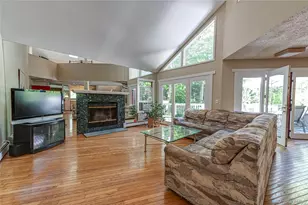 14 Sylvester Rd, Wading River, NY 11792 - Photo 3