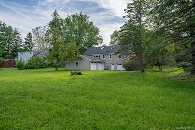 10 Horseshoe Road, Mount Kisco, NY 10549 - Photo 15