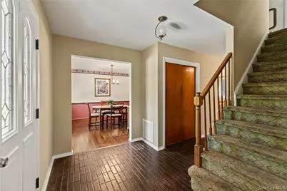 5 Daisy Court, Airmont, NY 10901 - Photo 7