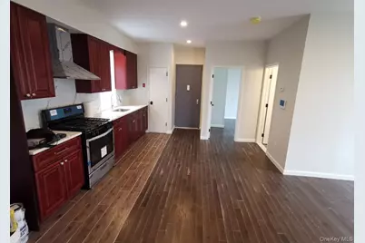87-16 Britton Avenue, Elmhurst, NY 11373 - Photo 3