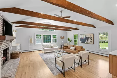 2 Pebble Hill Drive, Northport, NY 11768 - Photo 5