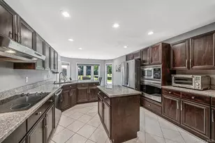 86 Hamlet Dr, Commack, NY 11725 - Photo 13