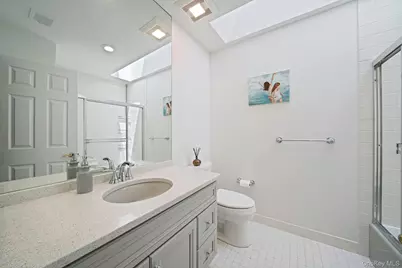 86 Hamlet Drive, Commack, NY 11725 - Photo 29