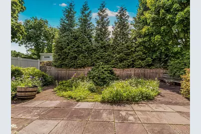 211 Warren Avenue, Hawthorne, NY 10532 - Photo 29