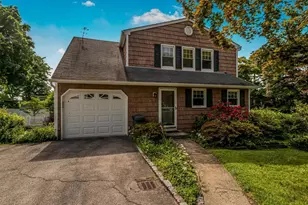 211 Warren Ave, Hawthorne, NY 10532 - Photo 3