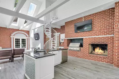 98 Cliff Road, Port Jefferson, NY 11777 - Photo 23