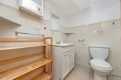 11 Locust Avenue E, Farmingdale, NY 11735 - Photo 19