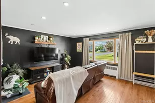 2877 Calvin Rd, Oceanside, NY 11572 - Photo 9