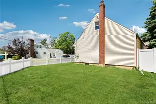 2877 Calvin Rd, Oceanside, NY 11572 - Photo 3