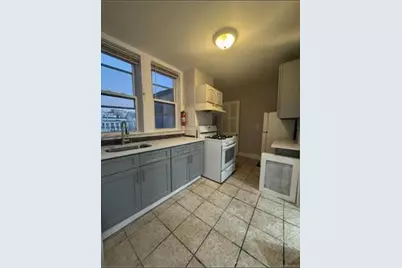 212 Buena Vista Avenue #3F, Yonkers, NY 10701 - Photo 1