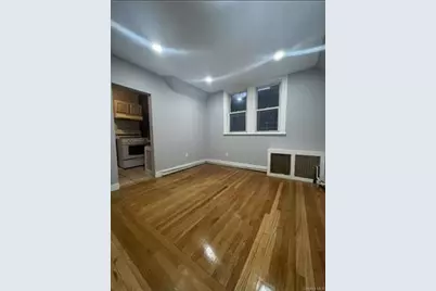212 Buena Vista Avenue #3F, Yonkers, NY 10701 - Photo 3