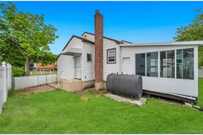 125 S 5th Street, Bethpage, NY 11714 - Photo 19