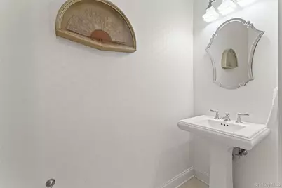 1 Christie Place #406W, Scarsdale, NY 10583 - Photo 9