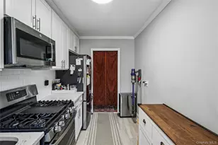 76-10 34th Ave, Jackson Heights, NY 11372 - Photo 7