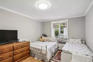 76-10 34th Ave, Jackson Heights, NY 11372 - Photo 9
