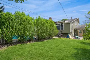 17 Leslie Ln, Smithtown, NY 11787 - Photo 33