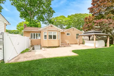 20 Amherst Street, Islip, NY 11751 - Photo 5