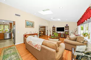 20 Amherst St, Islip, NY 11751 - Photo 19