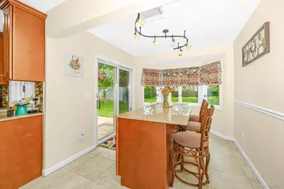 20 Amherst Street, Islip, NY 11751 - Photo 11