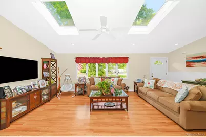 20 Amherst Street, Islip, NY 11751 - Photo 17