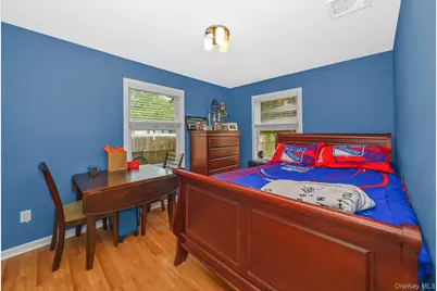 20 Amherst Street, Islip, NY 11751 - Photo 25