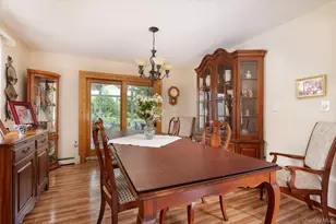 4 Water Ln N, Levittown, NY 11756 - Photo 5