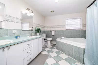 458 E Pine Street, Long Beach, NY 11561 - Photo 19