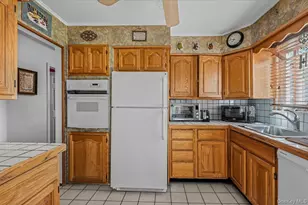 37 Westchester Ave, West Babylon, NY 11704 - Photo 7