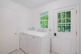 34 Contour Ln, Salt Point, NY 12578 - Photo 21