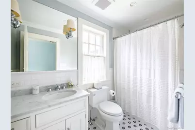 170 Manhasset Woods Road, Manhasset, NY 11030 - Photo 21