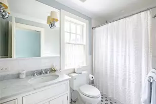 170 Manhasset Woods Rd, Manhasset, NY 11030 - Photo 21