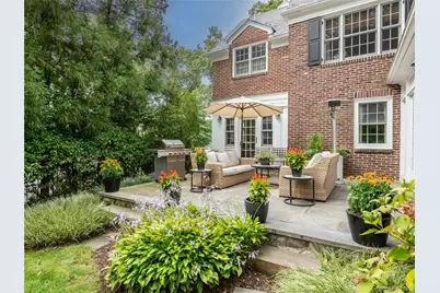 170 Manhasset Woods Road, Manhasset, NY 11030 - Photo 31