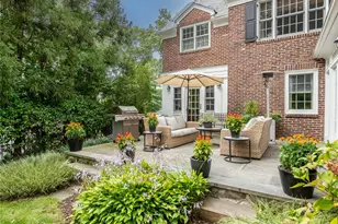 170 Manhasset Woods Rd, Manhasset, NY 11030 - Photo 31