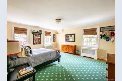 170 Manhasset Woods Road, Manhasset, NY 11030 - Photo 23