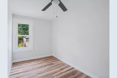 54 Larter Avenue, Newburgh, NY 12550 - Photo 17