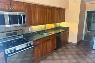 1922 Hering Ave, Bronx, NY 10461 - Photo 7