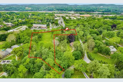 8 Kingwood Park, Poughkeepsie, NY 12601 - Photo 3
