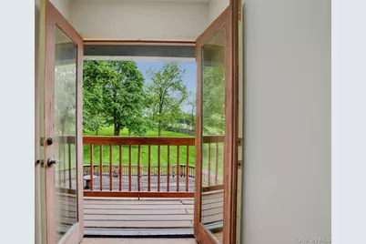 8 Kingwood Park, Poughkeepsie, NY 12601 - Photo 13