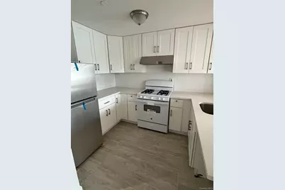81-15 Queens Boulevard #4J, Elmhurst, NY 11373 - Photo 3
