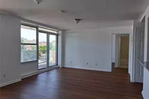 81-15 Queens Blvd, Elmhurst, NY 11373 - Photo 11