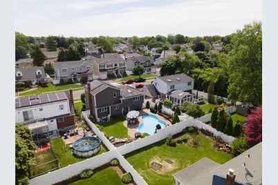 420 Philadelphia Avenue, Massapequa Park, NY 11762 - Photo 23
