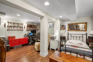 15 E 235th St, Bronx, NY 10470 - Photo 25