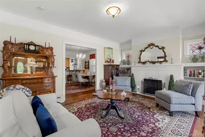15 E 235th Street, Bronx, NY 10470 - Photo 5