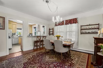 15 E 235th Street, Bronx, NY 10470 - Photo 9