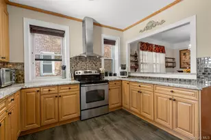 15 E 235th St, Bronx, NY 10470 - Photo 13