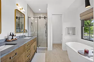 405 Williamsburgh Dr, Southold, NY 11971 - Photo 19
