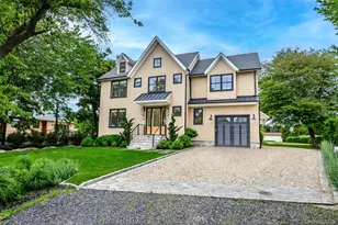 405 Williamsburgh Dr, Southold, NY 11971 - Photo 3