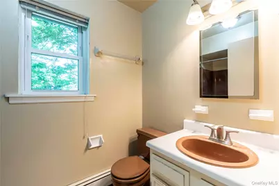 27 Goldfinch Drive, Salt Point, NY 12578 - Photo 25