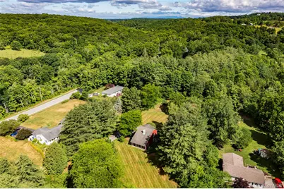 27 Goldfinch Drive, Salt Point, NY 12578 - Photo 5