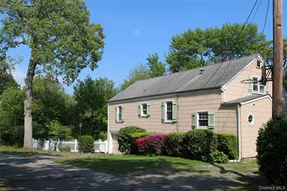 2 Hemlock Court, Bay Shore, NY 11706 - Photo 1